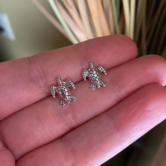 Sterling Silver Turtle Stud Earrings - Picture 3 of 4
